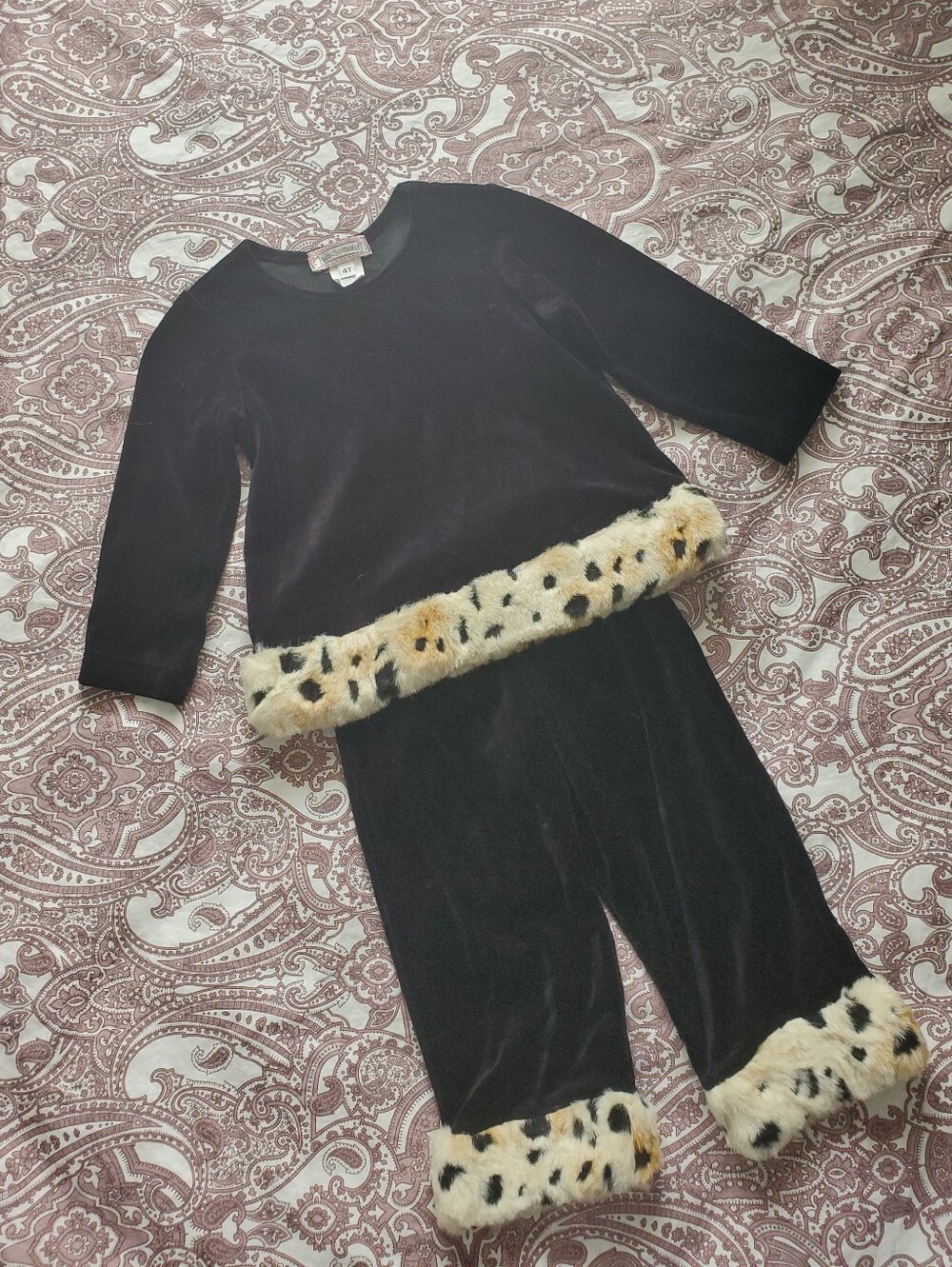 VTG Baby Cottontail 4T Black Velour 2-Piece Set Faux Fur Print Trim Y2K